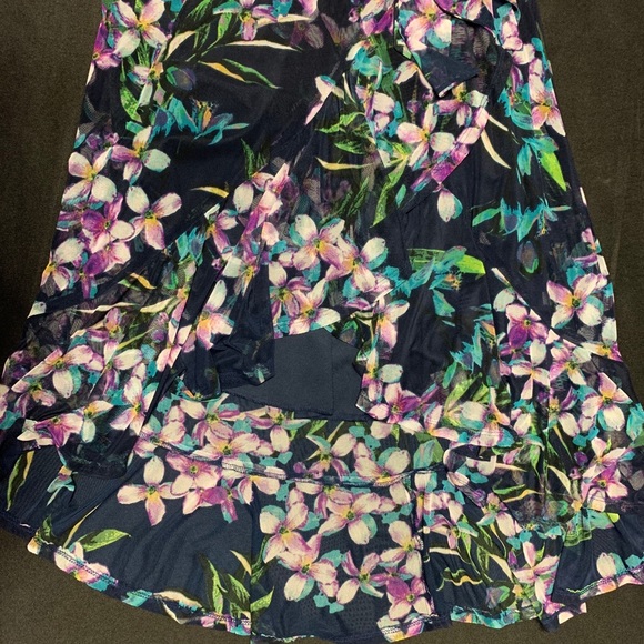 JOSIE FLORAL PRINT WRAP DRESS - Picture 5 of 13